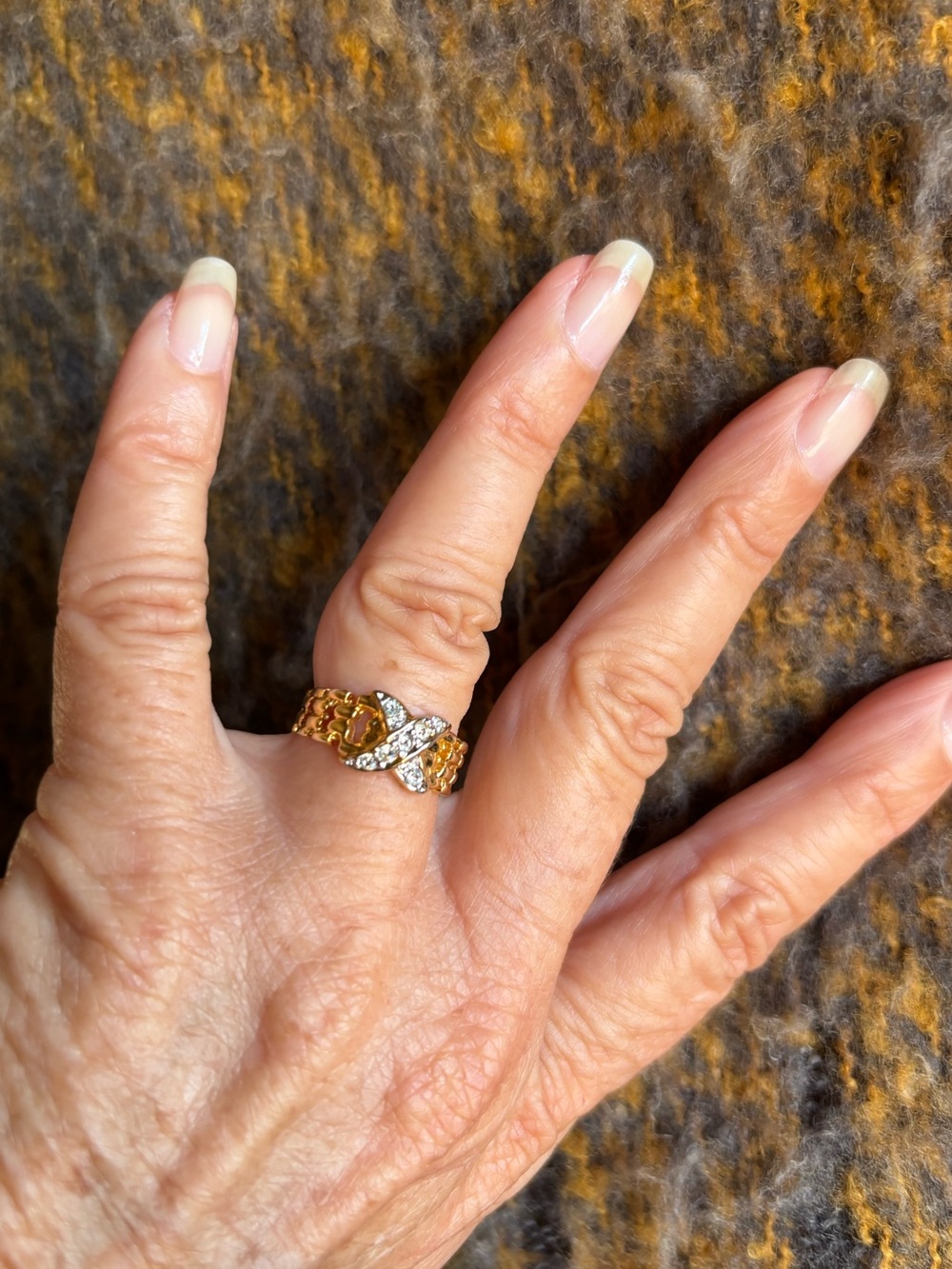 Gold Tone Diamond Accent X Ring JJJ Designer Marked Vintage 80’s